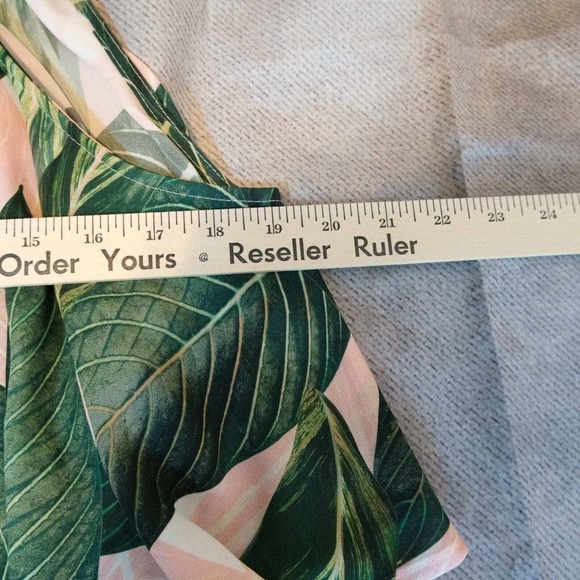 Show Me Your Mumu Womens Tank Top Halter Blouse Large Crop Pink Hawaiian Print - Picture 11 of 11